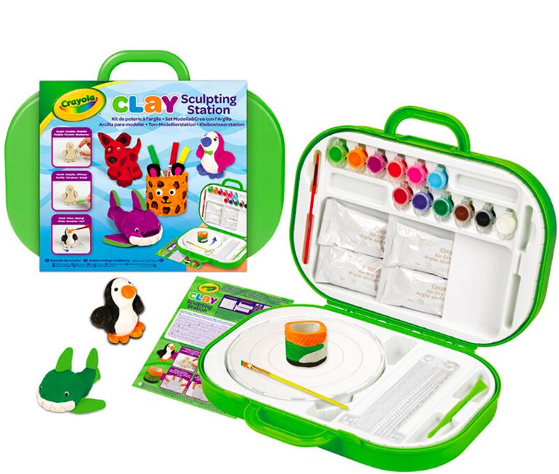 CLAY SCULPTING STATION