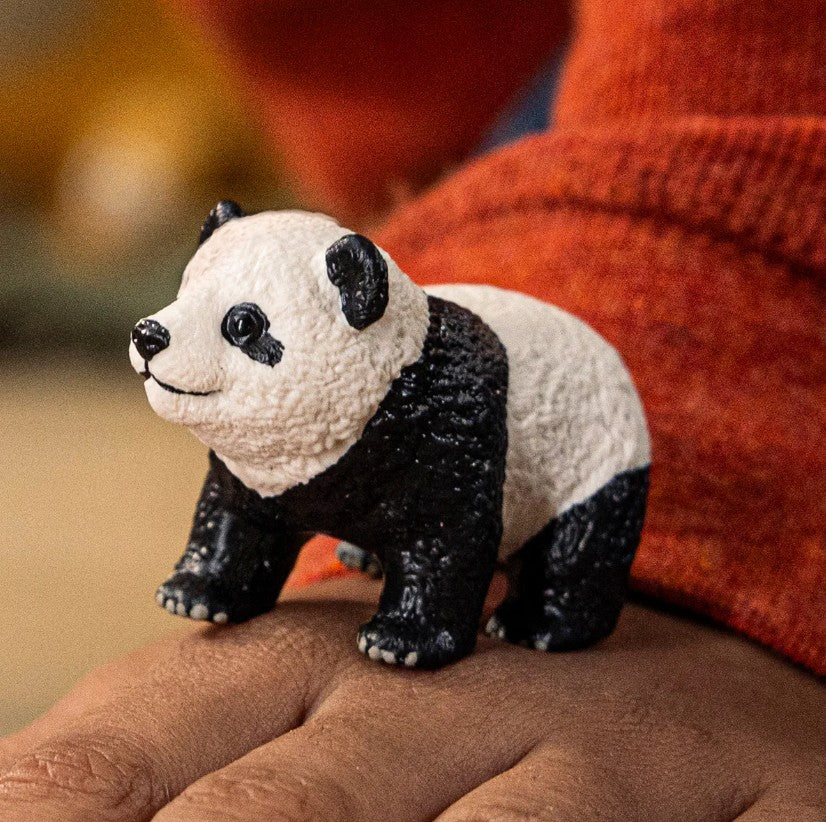 SCHLEICH - JEUNE PANDA GÉANT #14886 *EXCLUSIF À CHICOUTIMI*