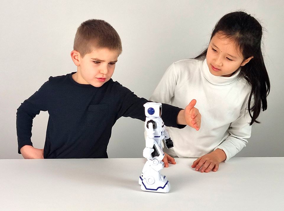 BUKI - MARKO THE ROBOT