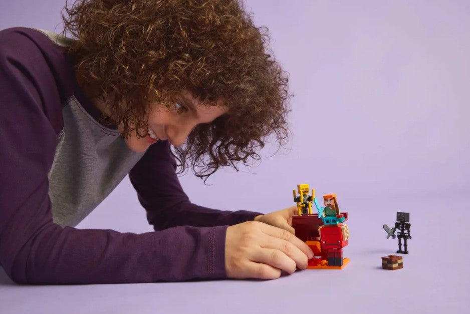 LEGO MINECRAFT - THE NETHER LAVA BATTLE #21266
