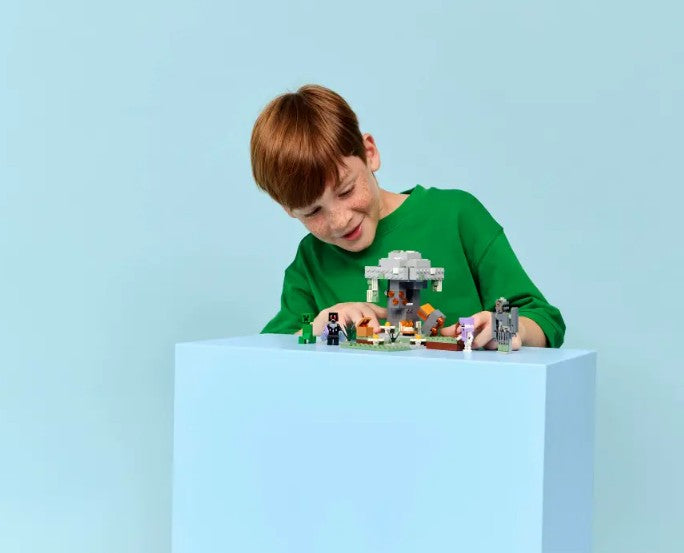 LEGO MINECRAFT - LE JARDIN PÂLE #21586