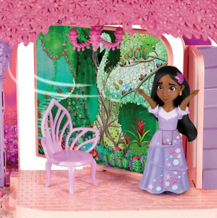 ENCANTO DISNEY - ENSEMBLE SALLE À JARDIN D'ISABELA DU FILM