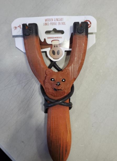 LANCE-PIERRE OURS BRUN EN BOIS (SLINGSHOT)