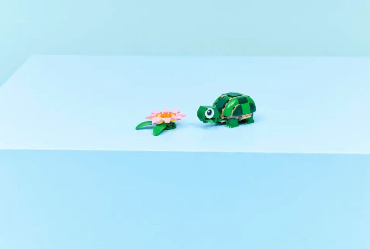 LEGO CREATOR - LA TORTUE AVEC UN NÉNUPHAR #31377