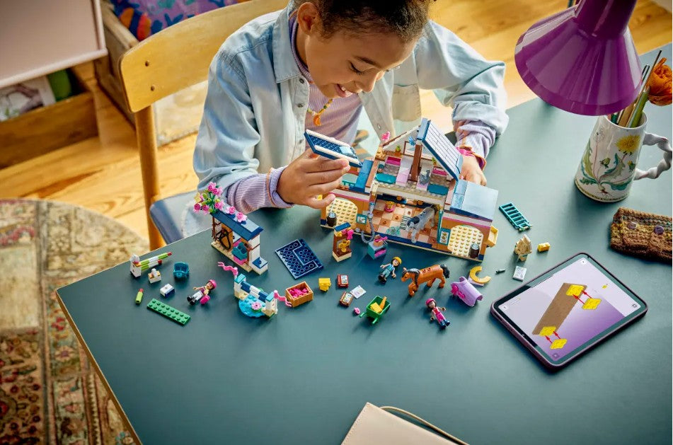 LEGO FRIENDS - THE PADDOCK AND PONY ACADEMY #42688