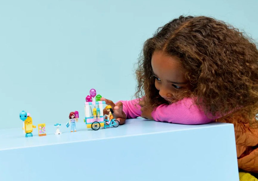 LEGO FRIENDS - LE KIOSQUE DE CRÈME GLACÉE ET DE BALLONS #42692