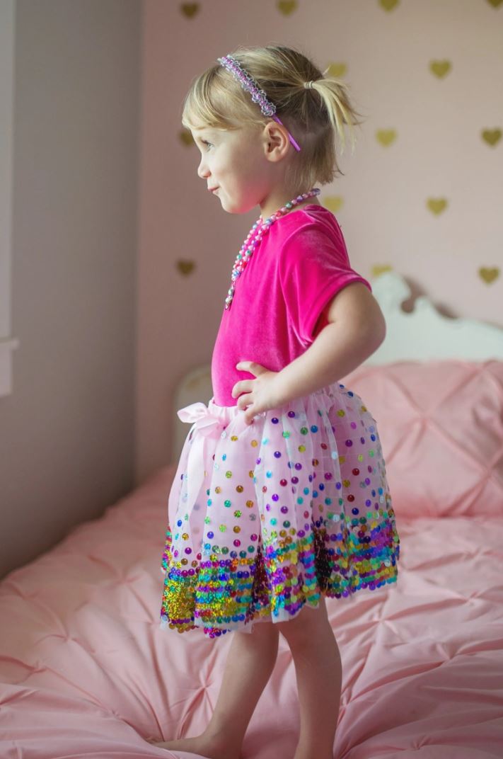 PINK SEQUIN SKIRT FOR THE PARTY