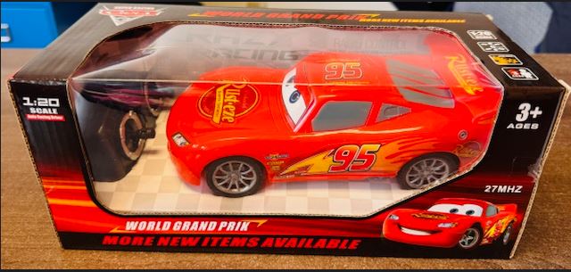 REMOTE CONTROL - LIGHTNING MCQUEEN CAR