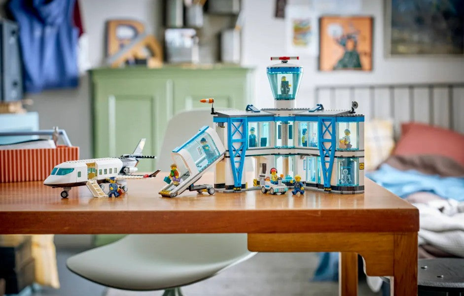 LEGO CITY - THE AIRPORT WITH AIRPLANE #60502
