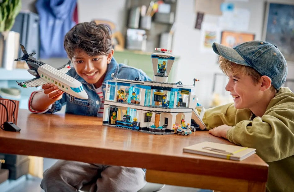 LEGO CITY - THE AIRPORT WITH AIRPLANE #60502