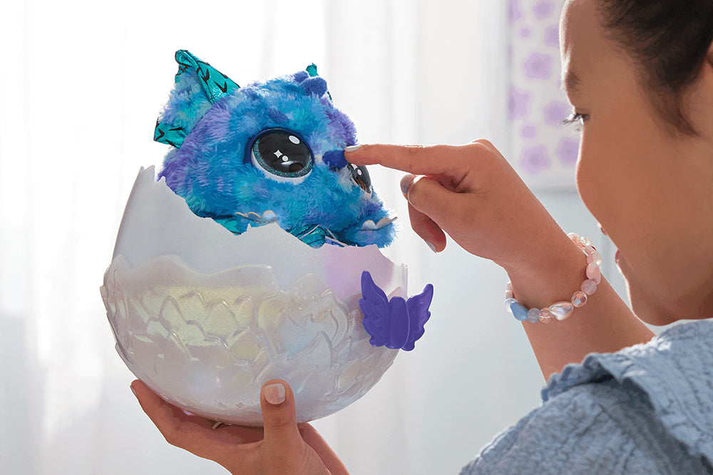 HATCHIMALS ALIVE - ÉCLOSION MYSTÈRE DRAGGLE AVEC SONS ET LUMIÈRES