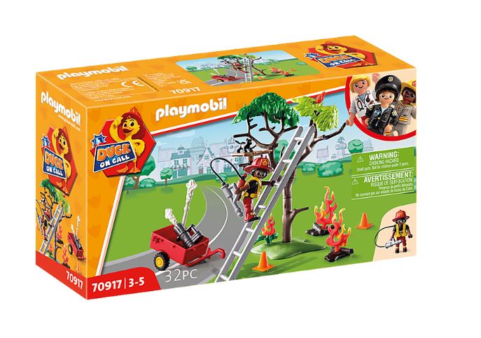 PLAYMOBIL DUCK ON CALL - FIREFIGHTER AND CAT #70917