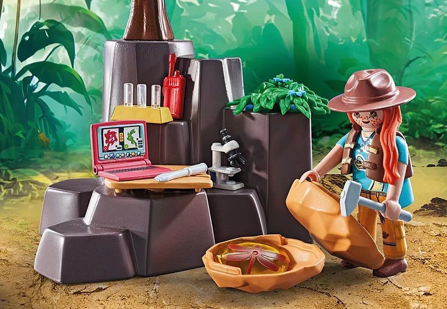 PLAYMOBIL DINOS - BRACHIOSAURUS WITH EXPLORERS AND HOVERCRAFT #71819
