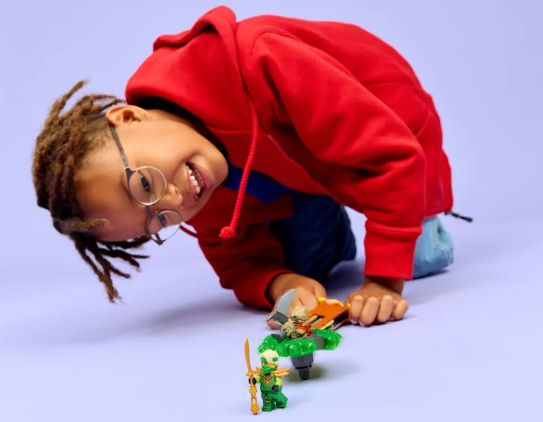 LEGO NINJAGO - LLOYD VS. EARTH MONSTER SPINJITZU SPINNER #71850