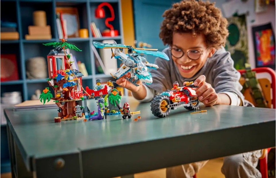 LEGO NINJAGO - NINJA TREEHOUSE BATTLE #71857