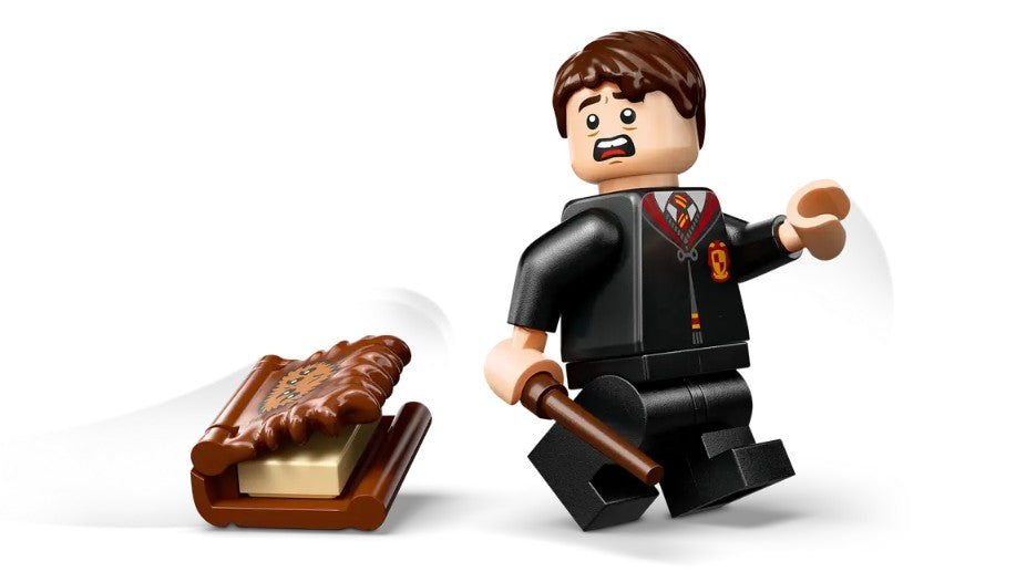 LEGO HARRY POTTER - THE MONSTROUS BOOK OF MONSTERS THAT BITES #76449