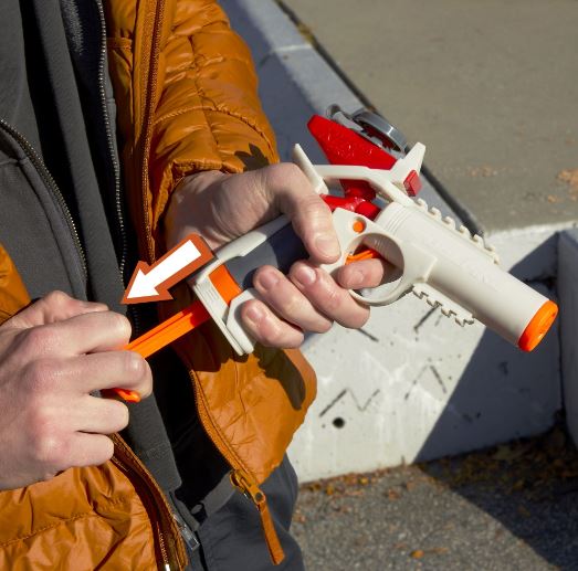NERF PRO GELFIRE IGNITOR BLASTER, 1000 GELFIRE ROUNDS (LC SPRINGER)