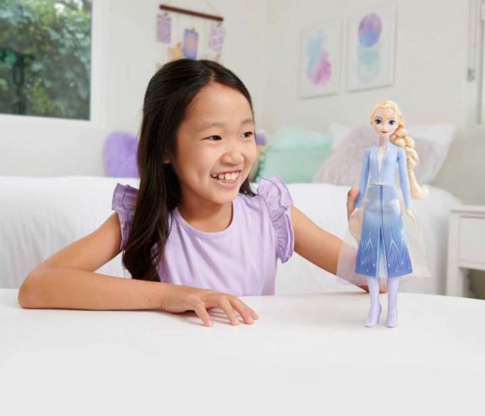 DISNEY PRINCESS FASHION DOLL - ELSA
