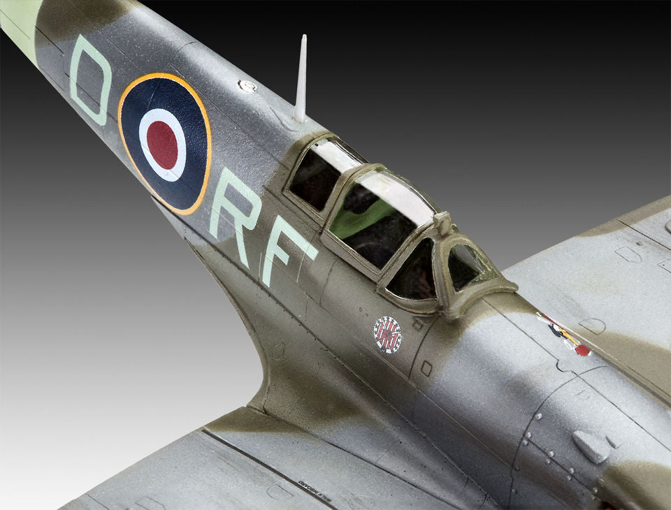 MODEL KIT - REVELL SPITFIRE MK VB 1/72 LEVEL 3