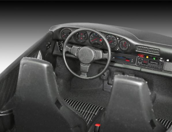 MODÈLE À COLLER - VOITURE PORSCHE 911 CARRERA 3.2 TARGA (G-MODEL) NIVEAU 3
