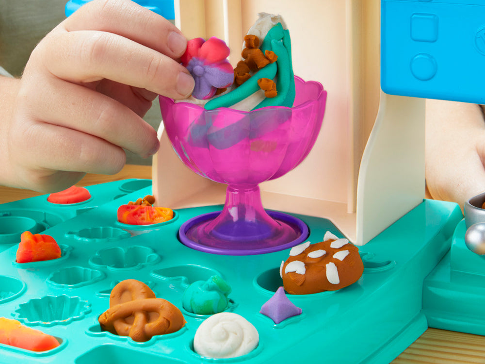 PLAY-DOH MODELING DOUGH - RAINBOW SWIRL ICE CREAM PLAYSET