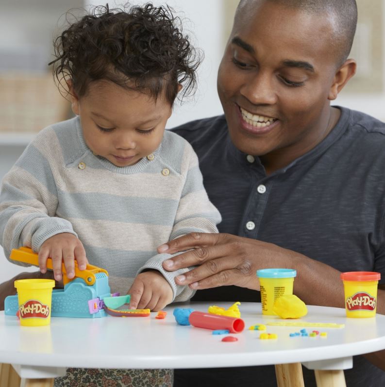 PLAY-DOH MODELING CLAY - FUN FACTORY STARTER SET - THE SQUIRTER
