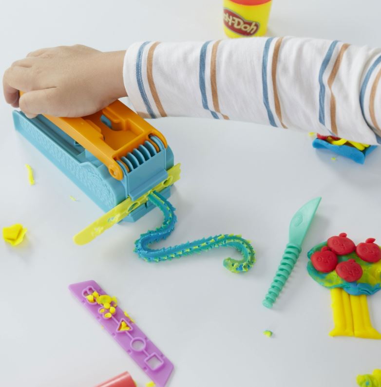 PLAY-DOH MODELING CLAY - FUN FACTORY STARTER SET - THE SQUIRTER