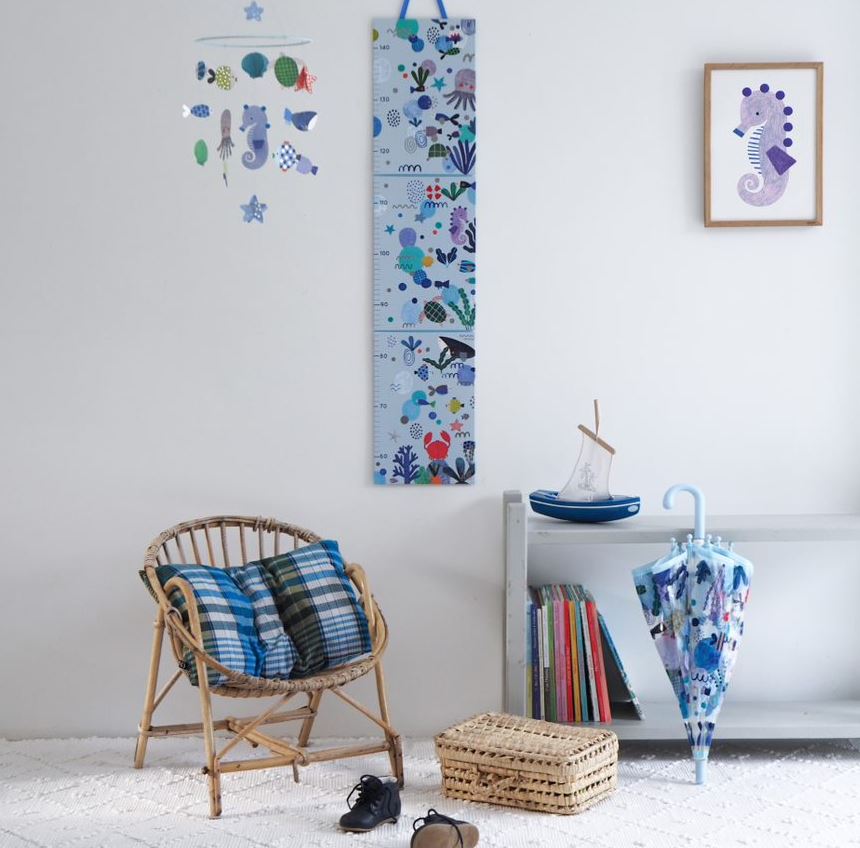 AQUATIC LIFE WALL GROWTH CHART