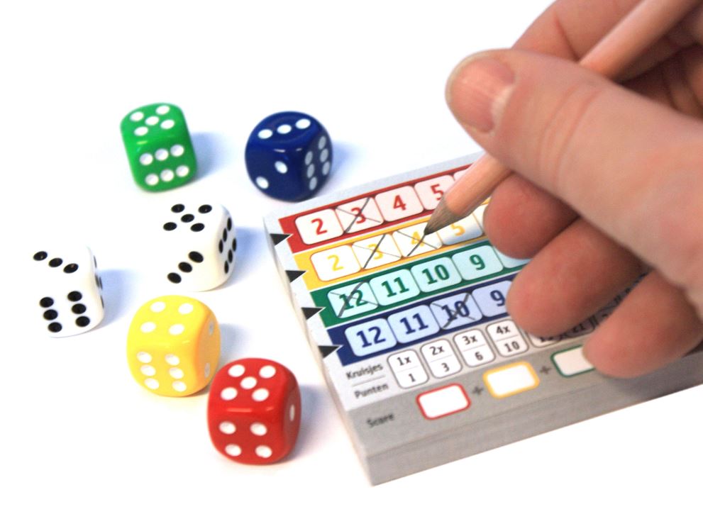 QWIXX GAME