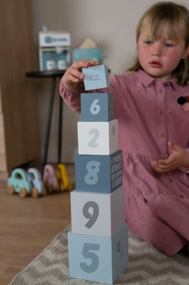 LABEL LABEL - NUMBERED STACKING BLOCKS - BLUE