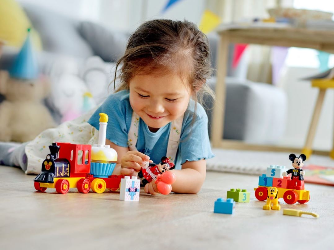LEGO DUPLO MICKEY AND FRIENDS - MICKEY AND MINNIE BIRTHDAY TRAIN #10941