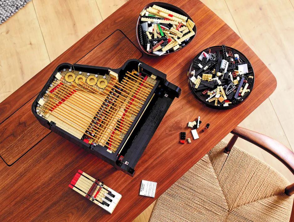 LEGO IDEAS - LE PIANO À QUEUE #21323