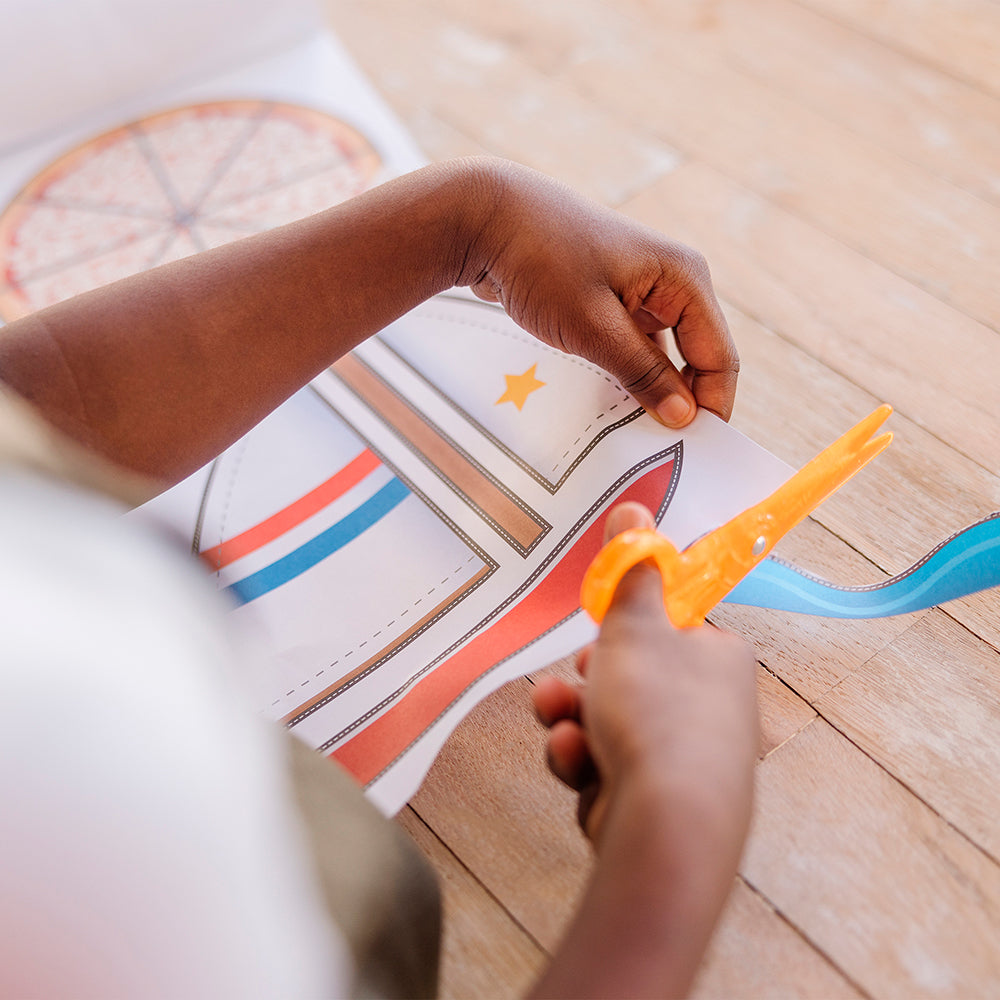 MELISSA AND DOUG - BLOC D'ACTIVITÉS SUR LES COMPÉTENCES D'UTILISATION DES CISEAUX