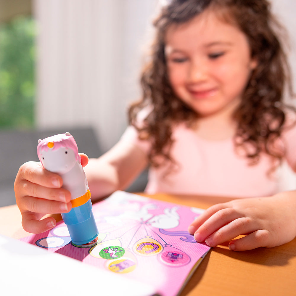MELISSA AND DOUG - STICKER WOW! - BLOC D'ACTIVITÉS ET ESTAMPEUSE À AUTOCOLLANTS - LICORNE