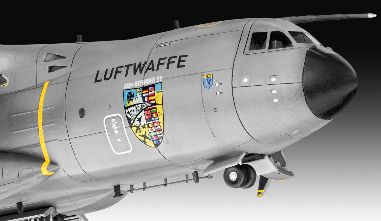 MODÈLE À COLLER - AIRBUS AIR DEFENDER A400M ET TORNADO 1/44 NIVEAU 4