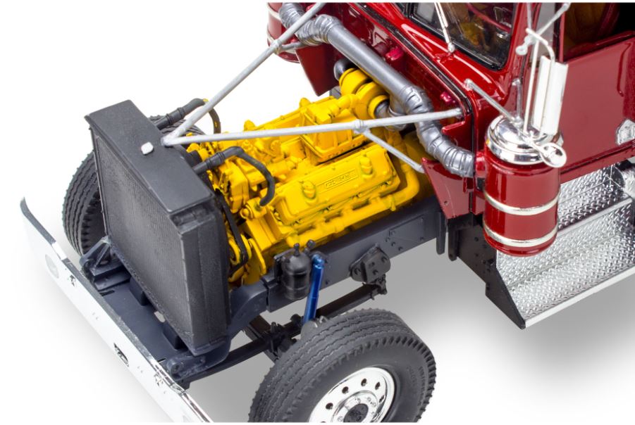 MODEL KIT - KENWORTH W-900 DUMP TRUCK 1:25 LEVEL 5