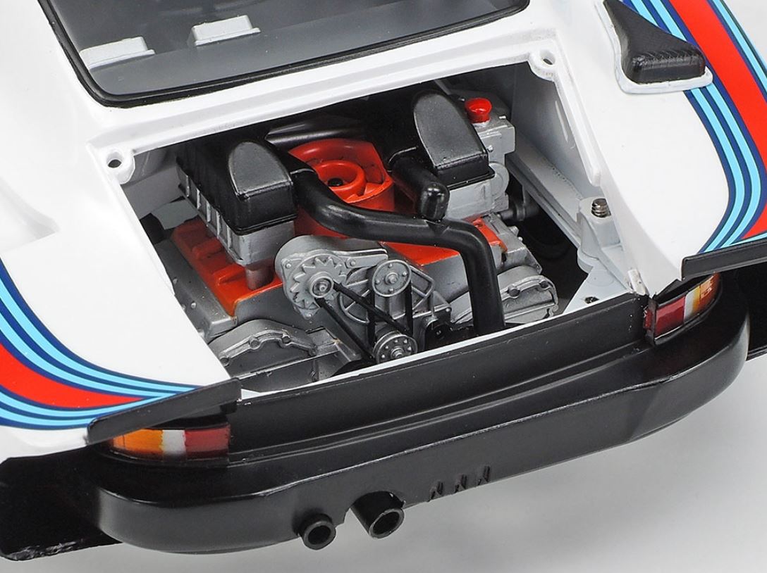 MODEL KIT - PORSCHE 935 MARTINI 1/20 LEVEL 5