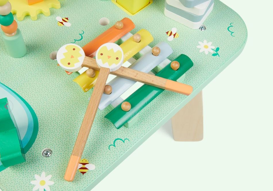 JANOD - MEADOW ACTIVITY TABLE
