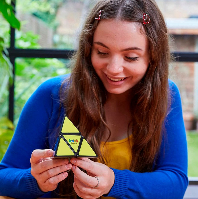 JEU PYRAMIDE RUBIK'S