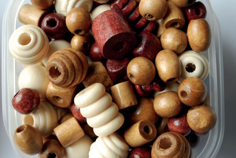 WOODEN BEAD TUBE - 300 VIBRANT PIECES
