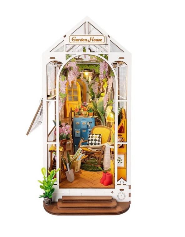 BOOK NOOK DIY - HOUSE OF FLOWERS (BOOK CORNER SHELF INSERTION)