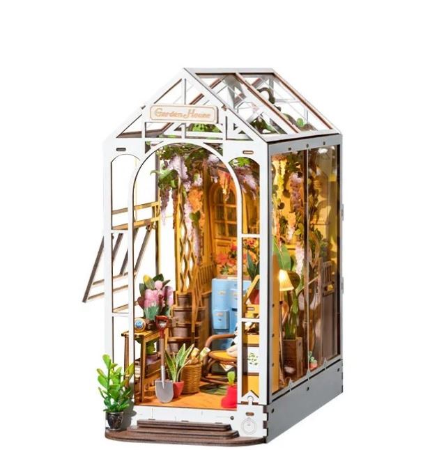 BOOK NOOK DIY - HOUSE OF FLOWERS (BOOK CORNER SHELF INSERTION)